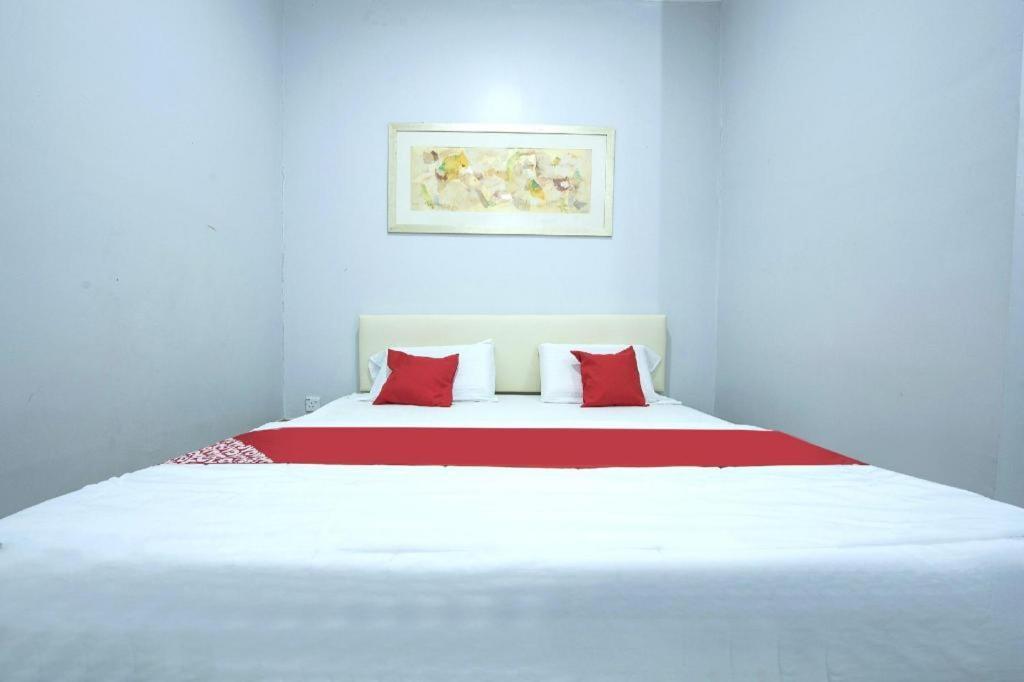 Oyo 90234 Sungai Rengit City Resort 2 Kampung Sungai Rengit Eksteriør bilde