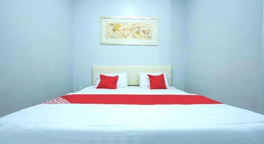 Oyo 90234 Sungai Rengit City Resort 2 Kampung Sungai Rengit Eksteriør bilde